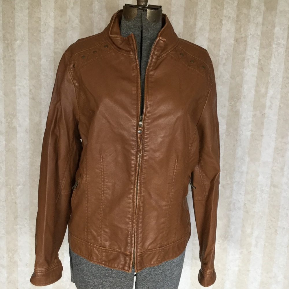Big Chill Vintage Faux Leather Jacket. Nice looking jacket.